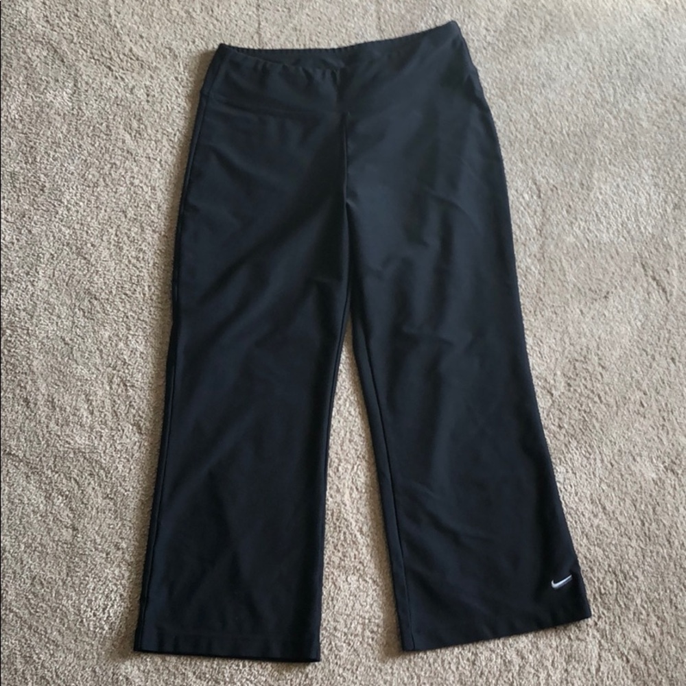 Nike dri-fit athletic Capri